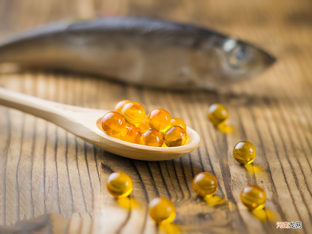 鱼肝油一天吃的最佳时间 婴幼儿鱼肝油的功效与作用及禁忌