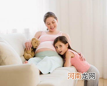 年过40女性想怀孕？建议找个年轻男性试试