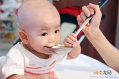 给宝宝吃肉喝汤，哪个更营养？