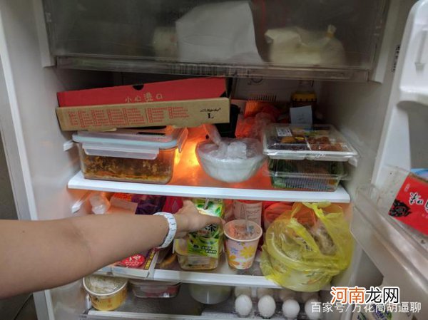 家中无人冰箱常年开有危险吗 家中无人的时候可以将冰箱断电吗