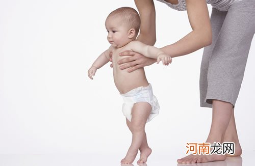 婴儿期 10个月宝宝发育指标
