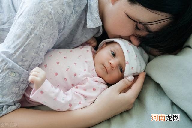 婴儿日常护理常识 新生儿睡眠浅易醒怎么改善
