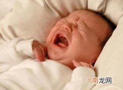 怎么样调节宝贝的睡眠质量呢 新生儿白天不睡觉正常吗