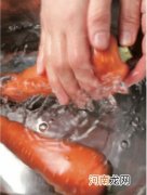 家中囤积蔬菜之晒胡萝卜干的做法 胡萝卜干的晒制方法