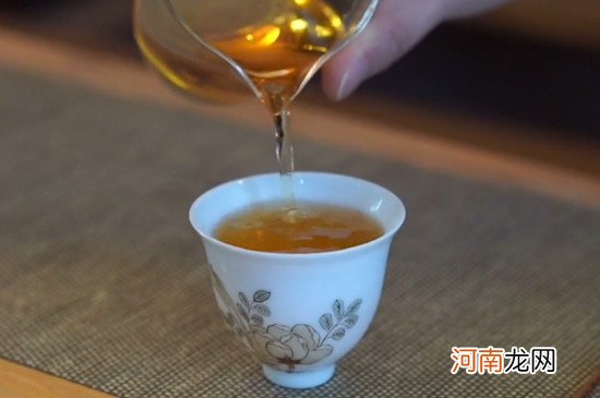 建盏喝茶的好处 用建盏喝茶的七大好处