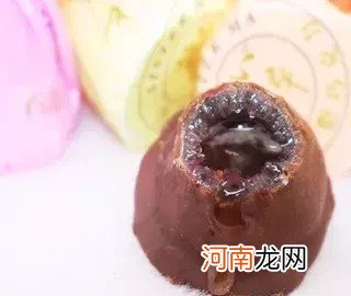 自制简易版酒心巧克力 酒心巧克力的酒心怎么做