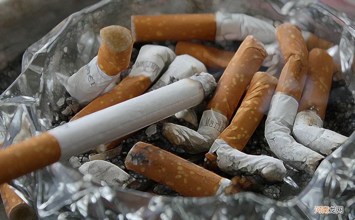 家里有人吸烟，对孩子的健康影响到底有多大？