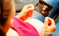 分娩想顺产，但是孕晚期胎位不正？孕妇可以这样做 - 顺产