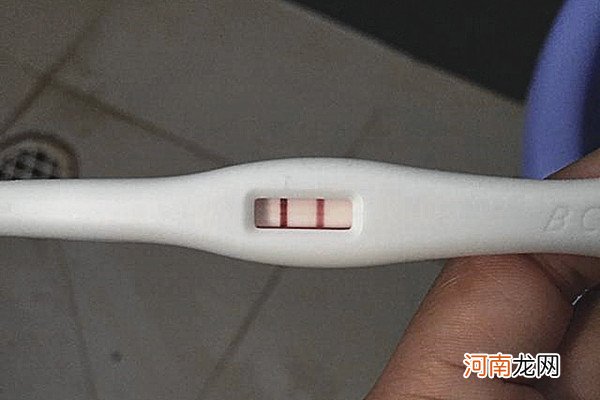 怀儿子的征兆验孕棒 根据颜色深浅看男女准吗