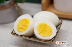蛋黄发红的鸡蛋能吃吗 鸡蛋的蛋黄发红还可以吃吗