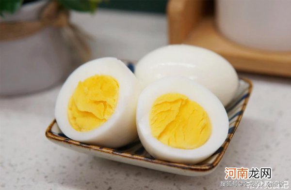 蛋黄发红的鸡蛋能吃吗 鸡蛋的蛋黄发红还可以吃吗