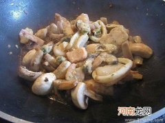 鲜菇海鲜粥