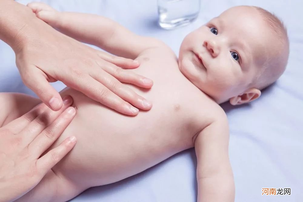 婴幼儿攒肚和便秘，到底有啥区别？处理不好，毒素可能会越积越多