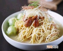 孕期食谱：鸡汤煮干丝