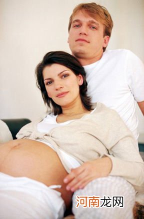 怀孕期间同房要按时期适当进行