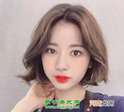 韩式外翻中分刘海发型图片 示范中分刘海如何扎迷人