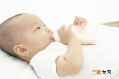 婴儿喝奶时咳嗽怎么办 最全面的解决办法在这里