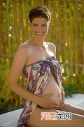 孕妇乳房保养关键在选对内衣