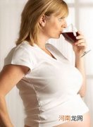 孕妇喝酒增加胎儿患兔唇几率