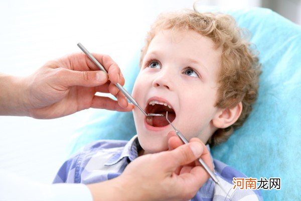 小孩刷牙流血怎么回事 牙齿健康问题可不是谁能耽误的