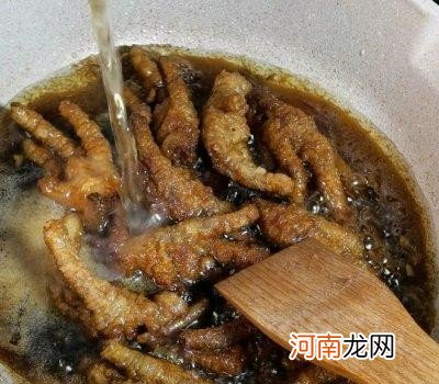 虎皮鸡爪家常制作方法 虎皮鸡爪的做法教程