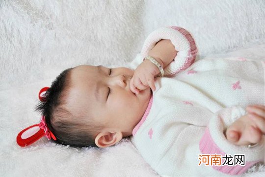 绝大部分的宝妈都想知道 宝宝戴银镯子好吗