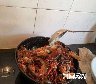 龙虾的营养价值有那些 蒜蓉龙虾的家常做法