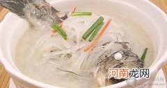 煲汤食谱：鲫鱼萝卜汤