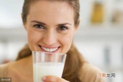 喝牛奶会发胖还是减肥 晚上睡觉前喝牛奶会胖吗