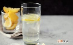 喝柠檬水对牙齿好吗 每天早上喝柠檬水好吗