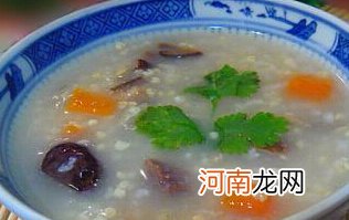 1—2岁宝宝食谱：胡萝卜牛肉小米粥