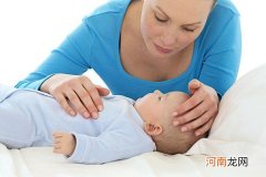 宝宝发烧抽搐怎么处理 一步一步教你快速缓解宝宝症状