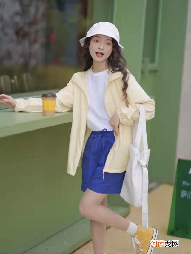 什么颜色防晒衣防晒效果好 防晒衣什么颜色好看