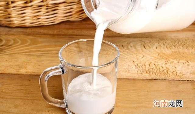 牛奶的正确喝法及注意事项 牛奶怎么喝最有营养