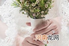 银婚代表什么