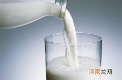 过期牛奶的11个妙用