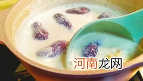 牛奶能和香蕉鸡蛋一起吃吗