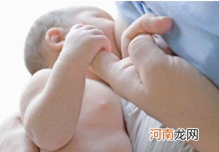 产后恢复：如何防止乳房“变形”