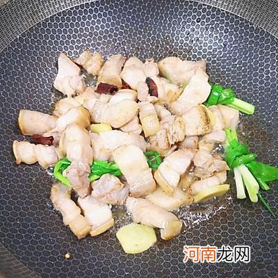 五花肉烧笋干的家常做法分享 笋干烧肉怎么做好吃