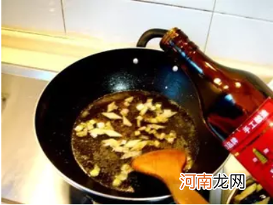 用什么水煮虾