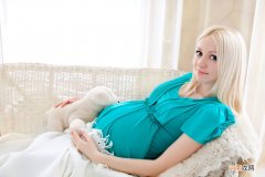 孕妇饮食指南：不同孕期吃不同食物