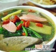 儿童菜谱汤类：黄花菜菠菜猪肝汤
