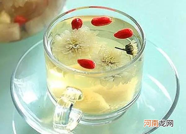 菊花与枸杞泡水长期喝