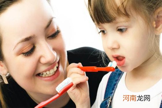 儿童换牙牙齿松动要拔掉吗 牙科专家建议最好这样做