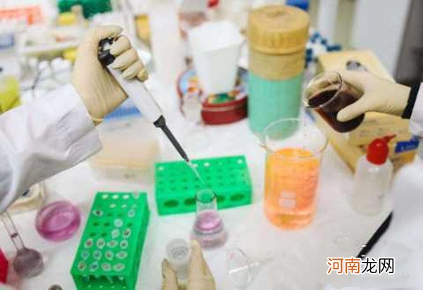 中国新冠疫苗对变异病毒无效 权威专家回应来咯！