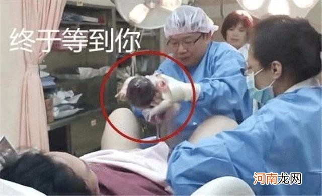 丈夫陪产抓拍3张照片成经典 女人生孩子图片