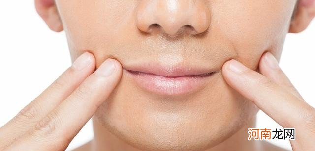 吃什么食物可以预防口角炎 烂嘴角是什么原因导致的