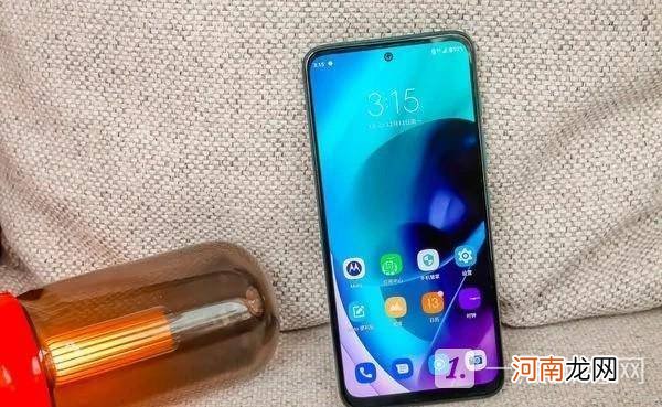 摩托罗拉MotoG71值得买吗-摩托罗拉MotoG71参数配置优质