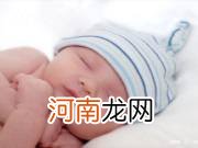 能否给新生儿照相