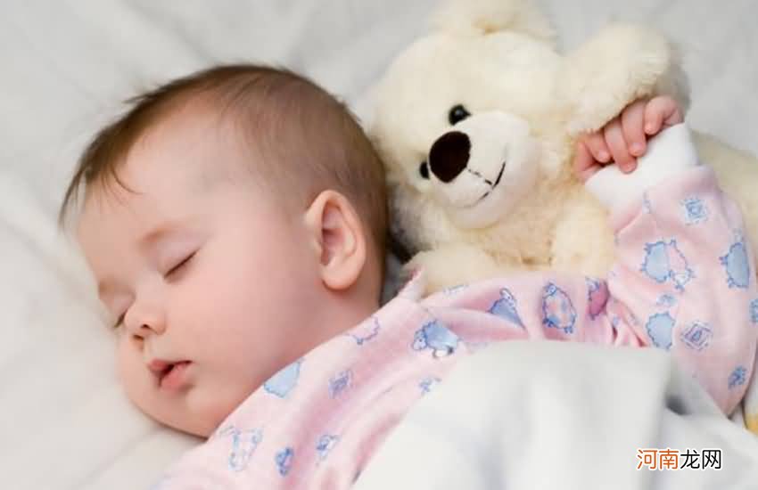 婴儿晚上睡觉不踏实怎么办？婴儿晚上怎样才能睡得好？